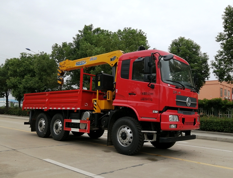 東風六驅210馬力-隨車起重運輸車
