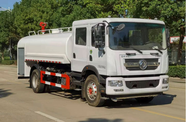 東風D9雙排灑水車