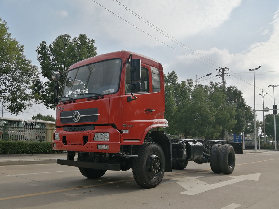 KLF5160GPSDF6型 四驅綠化噴灑車