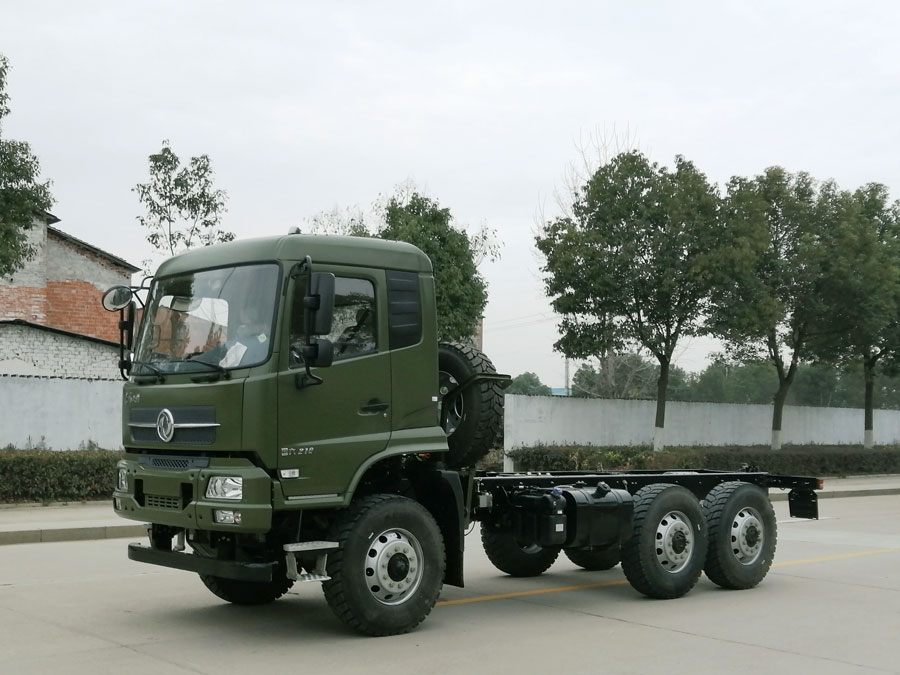 JDF5161GSSDFV6 六驅(qū)越野灑水車