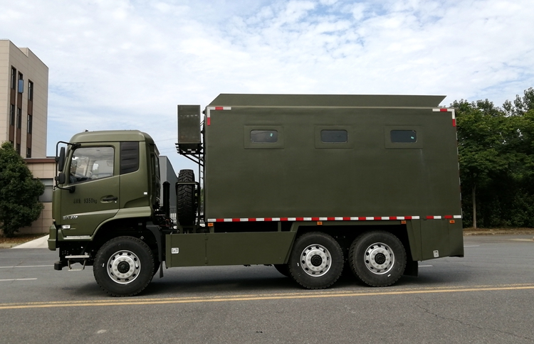 WWW5100XZCD6六驅(qū)野外炊事車