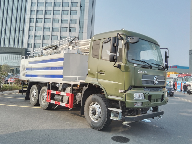 CL5160GQX6AHL東風六驅清洗車