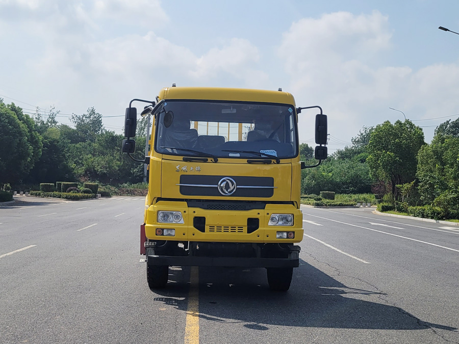 六驅越野載貨車-工程黃