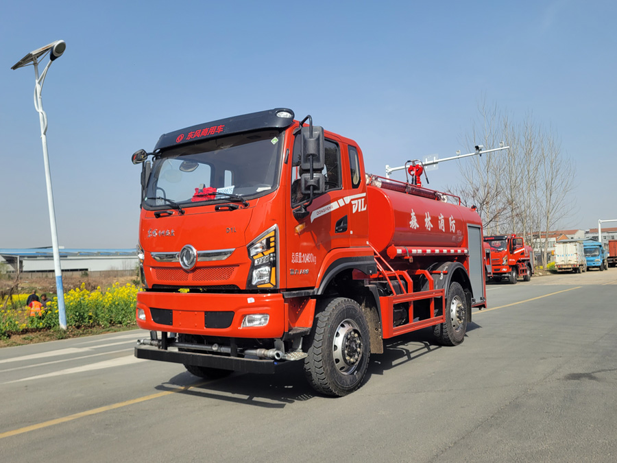 5方四驅(qū)森林消防灑水車